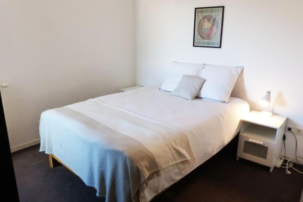Appartement Proche Chu Avec Balcon Et Parking Lille Exterior photo